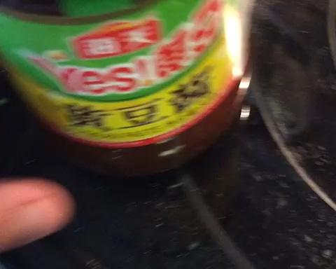 扶贫“夫妻档”带着全家来驻村